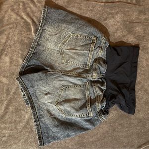 Maternity Shorts L